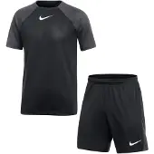 Nike Träningsdräkt 'Academy Pro' svart / vit