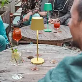 SmartaSaker Uppladdningsbar bordslampa, Molto Luce Aesta, Gul
