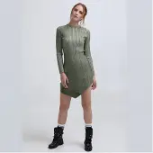 Smart & Joy Asymmetrisk kort klänning i ribbstickad trikå