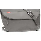 Chrome Simple Medium Messenger Bag 15l