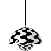 &tradition Taklampa &Tradition, Flowerpot VP1, dimbara, Svart, Vardagsrum, Metall, Design