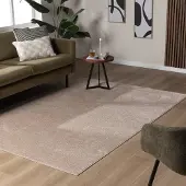 NATURL. Låg luggmatta | Essenza greige hos Volero | 120x170cm | Polypropen | Enfärgad | Rektangulär | Låg lugg