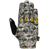 Fist Owls That Handskar