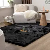 NATURL. Fluffig matta | Comfy Supreme svart hos Volero | 200x290 cm | Polyester | Enfärgad | Rektangulär | Hög lugg