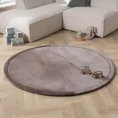 Little Olly Rund lekmatta | Jip taupe hos Volero | Ø 200 cm | Polyester | Enfärgad | Rund | Plattvävd