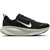 Nike Springsko 'Vomero 18' svart / vit
