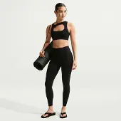 Nike Zenvy, storlek Medium
