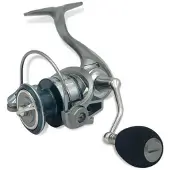 Akami Nemesis Snurrande Fiskerulle
