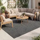 FRAAI Utomhusmatta | Malta Arrow svart hos Volero | 200x290 cm | Polypropen | Enfärgad | Rektangulär |