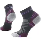 Smartwool - Vandringskläder dam - W Hike Targeted Cushion Ankle Sock Charcoal för UnisexUll - Storlek 34-37 - Grå