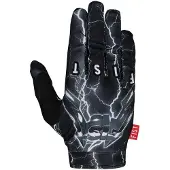 Fist Strapped Brady Baker Handskar