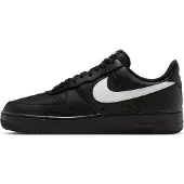 Nike Låg sneaker 'Air Force 1 '07 LV8 Tech' svart / vit