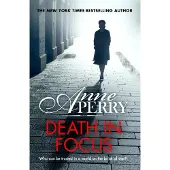 Death in Focus (Elena Standish Book 1)