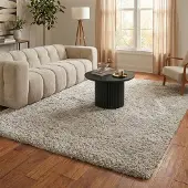 NATURL. Fluffig matta | Blaze beige/grå hos Volero | 120x170 cm | Syntet | Enfärgad | Rektangulär | Hög lugg