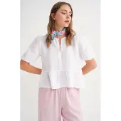 MixRay Texturerad muslin crew-neckblus med knappstängning