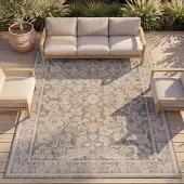 Volero Utomhusmatta | Bloom Oriental taupe hos Volero | 160x230 cm | Polyester | Blommig | Rektangulär | Plattvävd