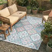 FRAAI Bohemisk utomhusmatta | Vedra Tile blå hos Volero | 160x230 cm | Polypropen | Blommig | Rektangulär | Plattvävd