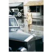 Slim Aarons Look No Shoes !