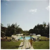 Slim Aarons Dining In The Bahamas