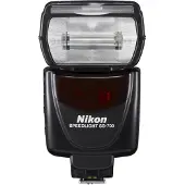 Nikon SB-700, 3,5 s, 360 g