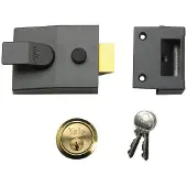 Yale lås 89DMGPB dödlås och nattlås DMG mässingscylinder 60 mm backset (boxad)