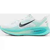 Nike Vomero 18, vit
