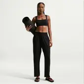 Nike Zenvy, storlek Medium