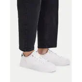 Tommy Hilfiger Låg sneaker 'Metallic Logo' vit