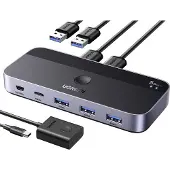 UGREEN CM662 USB 3.0 USB-switch 2 in 4 ut, svart