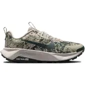 Nike - Trailskor - Wildhorse 10 Spruce Fog/Black Spruce för Unisex - Storlek 46 - Grön