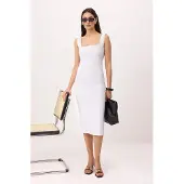 Trendyol TRENDYOLMİLLA Dam Vit Enfärgad Midi Ärmlös Bodycon Klänningar