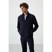Tommy Life Herrstickad fleece sweatshirt och byxor set