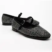 Prologue Emilie Mary Jane Flat