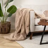 NATURL. Tvättbar filt | Otis taupe hos Volero | 170x200cm | Taupe | Suede | Rektangel | Inomhusmattor