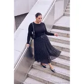 Trendyol Dam Svart Prickig Midi Skater Plus size Kjolar