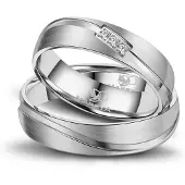 MARRYA Ring 'ES-01 Ehering aus Edelstahl – Silberfarben' ljusgrå