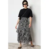 Trendyol Modest Dam Svart Djurmönster Maxi Utsvängd kjol A-linje Modest Kjolar