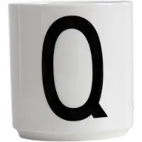 Design Letters Porslinsmugg A-Z Q