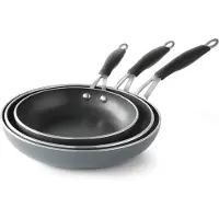 Hendi Aluminiumstekpanna med Teflon Platinum Professional non-stick-beläggning, diameter 32 cm, Hendi 621158