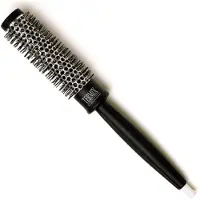 Termix Borstar-kammar Runda-borstarProfessionell rund borste Ø37/ 6,3 x 6,3 x 29 cm 1 Stycke (125,00 kr / 1 Stycke)