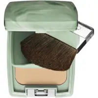 Clinique Almost Powder Makeup Spf15 Kompaktpuder