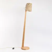Almut von Wildheim Golvlampa 1411, dimbar, Ljust trä, Vardagsrum / matsal, Trä, Lantlig / rustik, Golvlampa