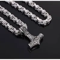 Varia Design Wolf Giant Tor halsband silver