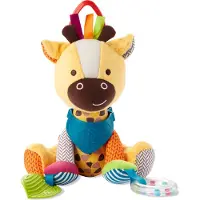 Skip Hop Bandana Buddies Baby Activity and Teming Toy med multisensory rattle och texturer giraff