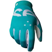 Seven Zero Crossover Handskar