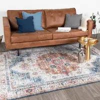 FRAAI Vintage matta | Azara ljusblå hos Volero | 230x330 cm | Polyester | Medaljong | Rektangulär | Plattvävd