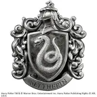 Noble Collection Harry Potter: Slytherin Crest Wall Art