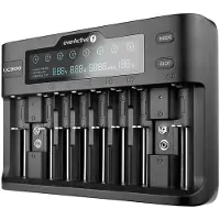 EverActive UC-800 Universell smart batteriladdare - 10x AAA/AA/C/SC/9V/18650