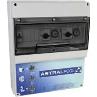 AstralPool 70424 Typ D + Typ D-styrenhet Med överbelastningsskydd För 2 Pumpar Och Styrning För 2 Undervattensbelysningar