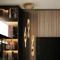 Schuller Valencia Pendellampa Twist, dimbar, Mässing / guld, Vardagsrum / matsal, Aluminium / grå / zink